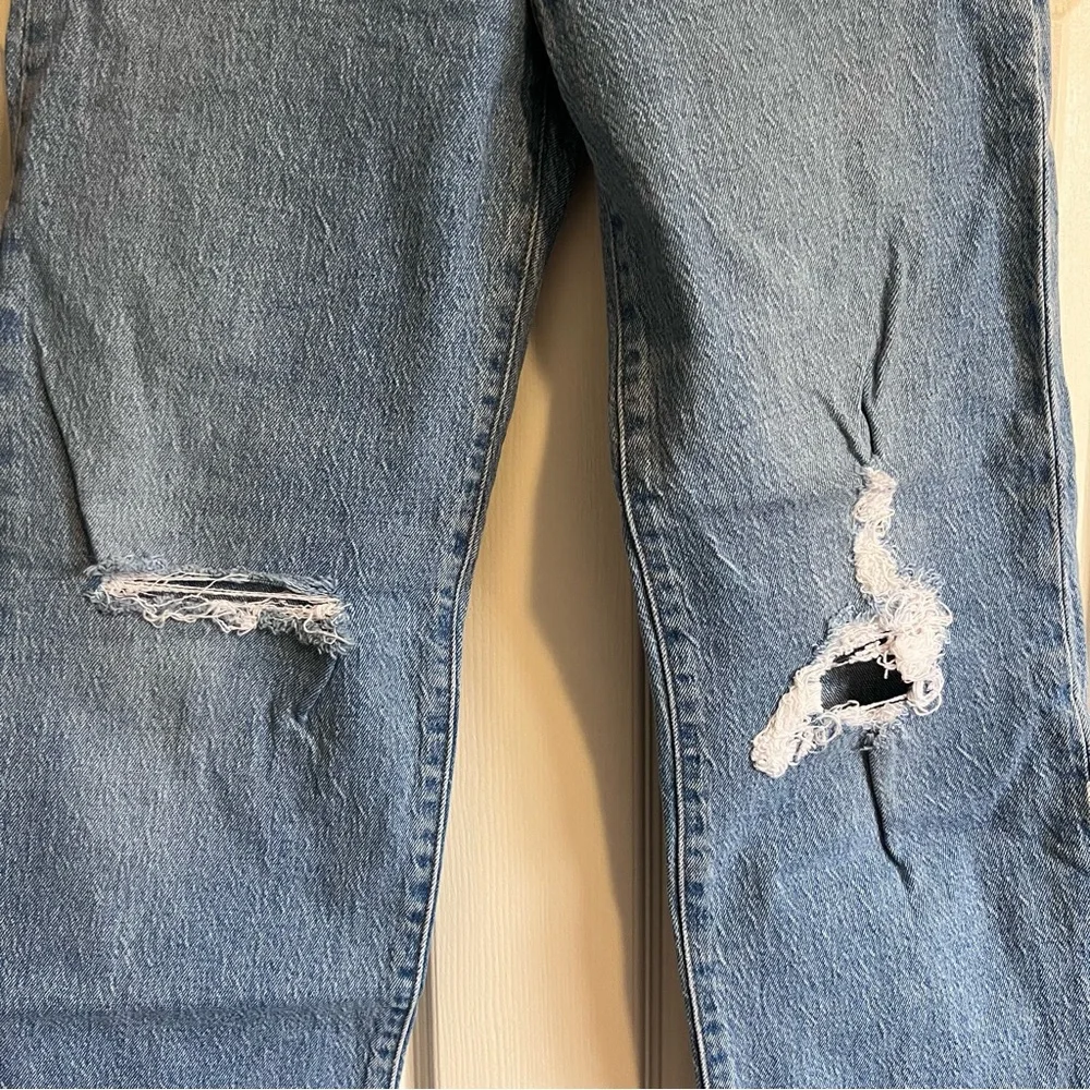 Levi’s Premium Ribcage Straight Ankle - Picture 2 of 6